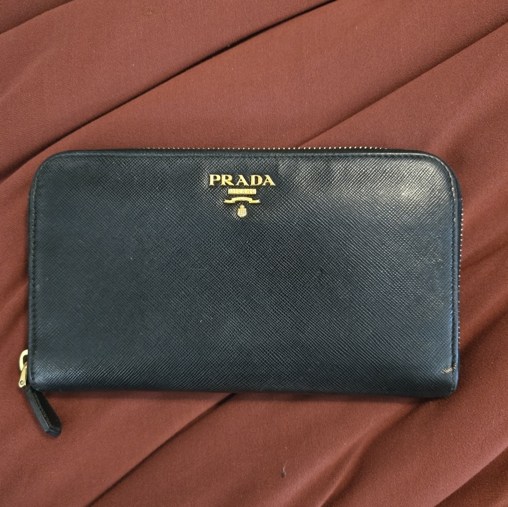 Prada Black Saffiano Leather Zip-Around Wallet - Picture 5 of 8